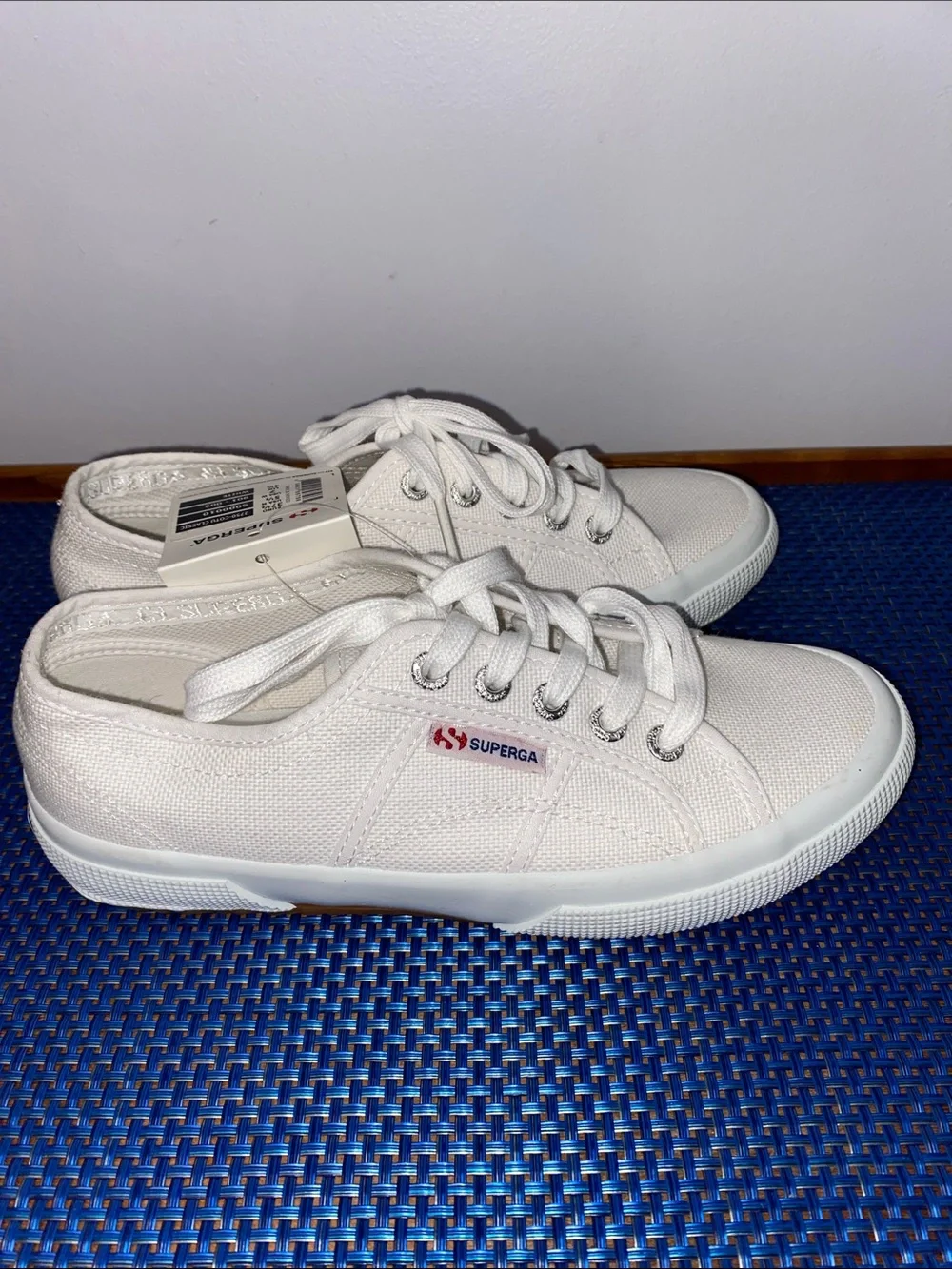 NWT Superga 2750 Cotu Classic sneakers in white, Sz. 7 W or 5.5 M